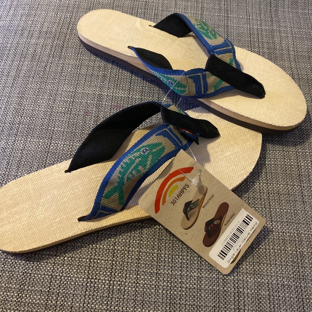 Men’s Rainbow Hemp W/Nylon Fish Pattern Sz Small